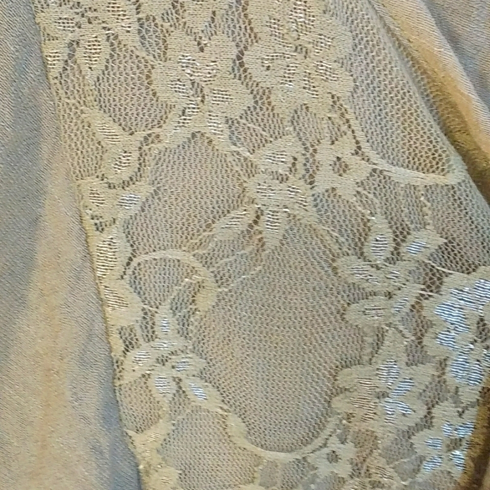 J Gee Boho Olive Green Top Blouse Front Lace And Sleeves Tie Size M Pleated. - Picture 6 of 11